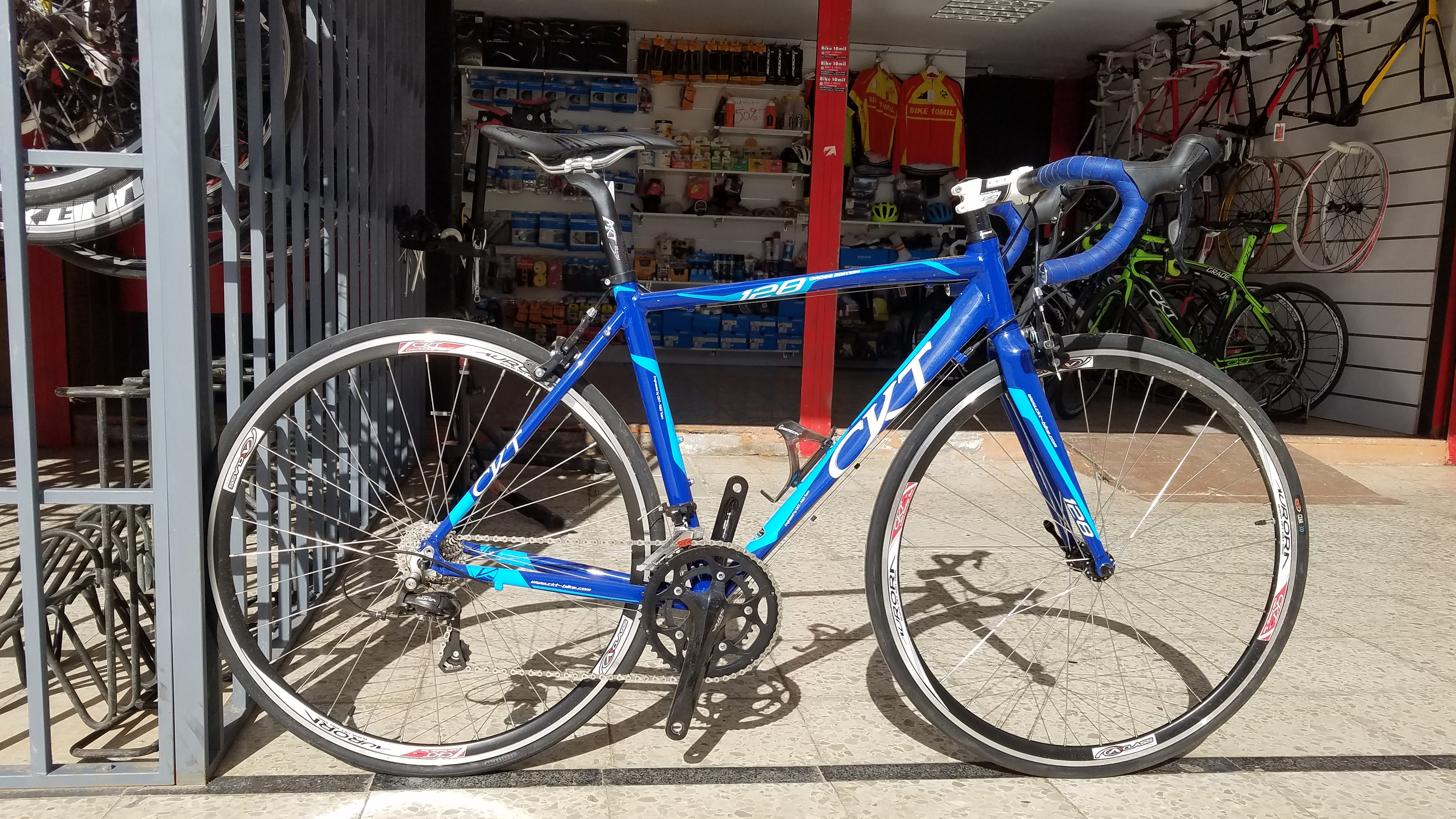 rent road bike near me